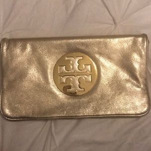 ✨ Gold Tory Burch Clutch Purse